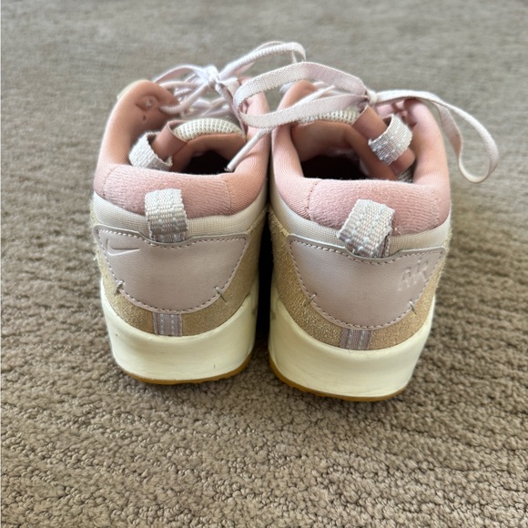 Nike Women Air Max 90 Futura Sneaker in Sandrift - Picture 4 of 7